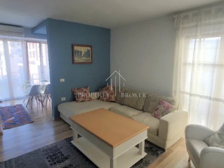 Jepet me qera apartament 1+1 tek Myslym Shyri!