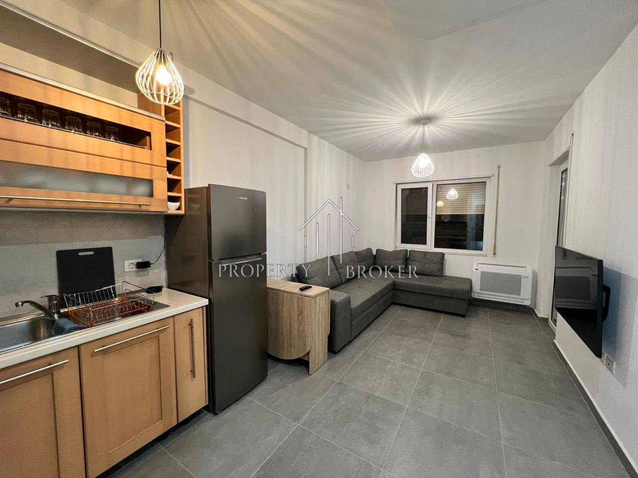 🏡 Shitet apartament 1+1 tek Kompleksi Kaltersia , Mali i Robit , Golem .