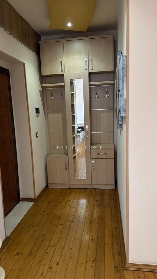 🏡 Apartment 2+1 for rent on Durrsi Street, opposite the Colosseum.