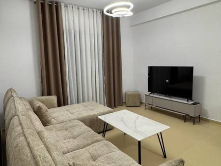 Affittasi appartamento 2+1+2+posto auto, Via Ndre Mjeda presso il Complesso Star.