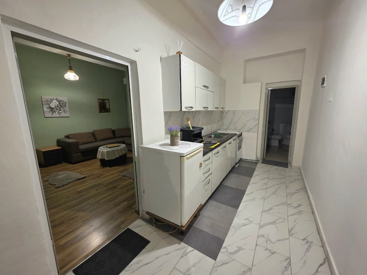 Jepet me qera apartament 1+1 Myslym Shyr, tek Fusha Tenisit!