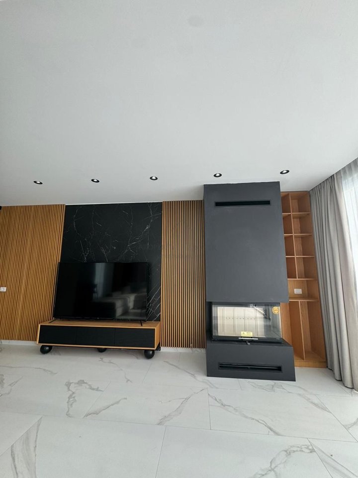 Shitet apartament 3+1+3+B+verandë ne Vollga, Durres!