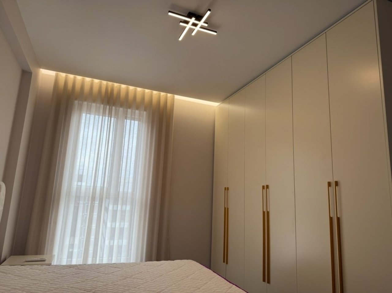 A 2+1+2 apartment for rent in Don Bosco at Trio Towers!