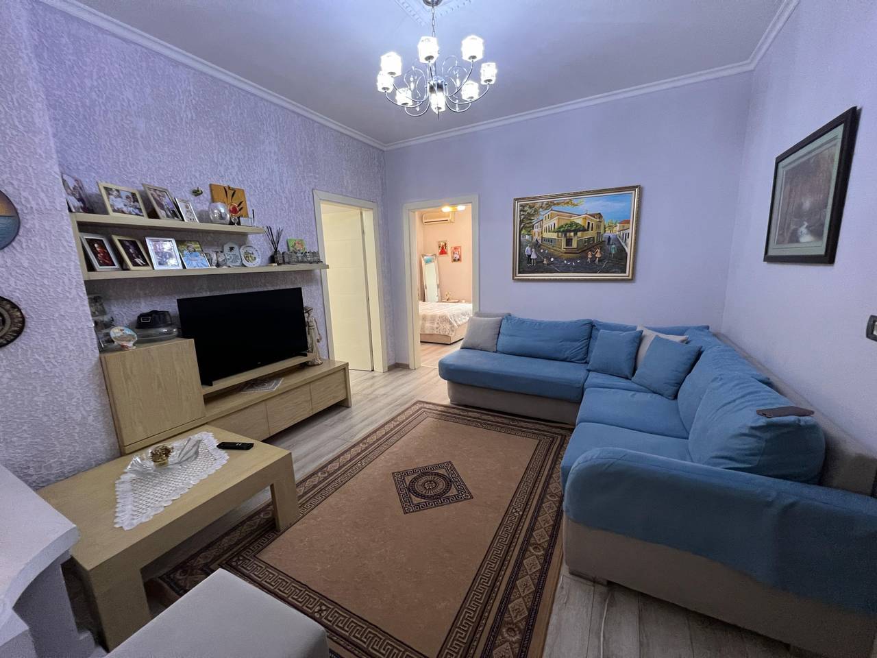 A 2+1 apartment is for rent in Don Bosko.