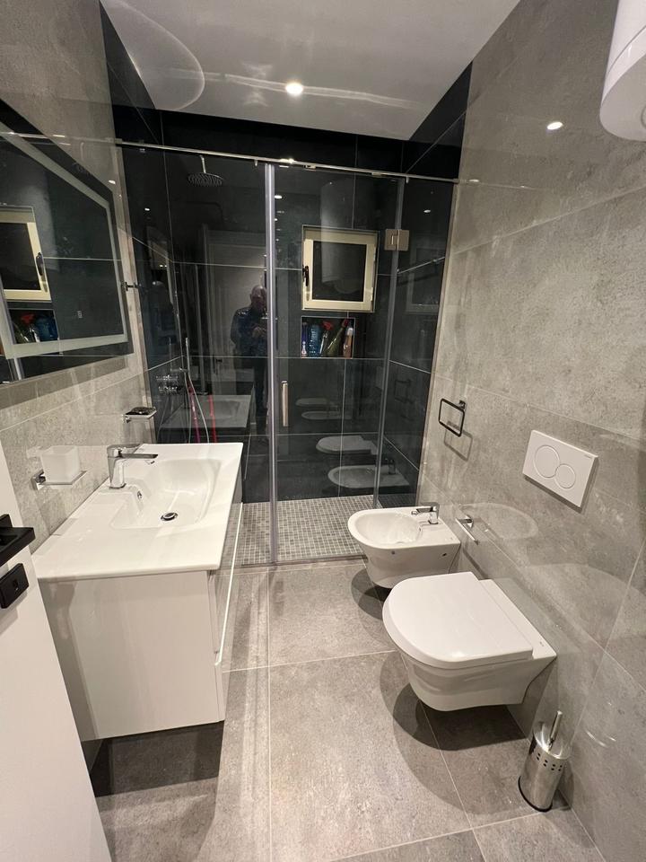 Jepet me qera apartamenti 2+1 te Ish Fusha e Aviacionit