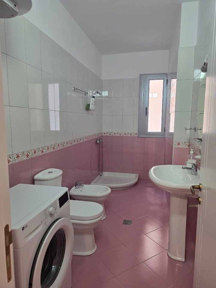 Appartamento 1+1 in affitto a Lungomare, Vlora