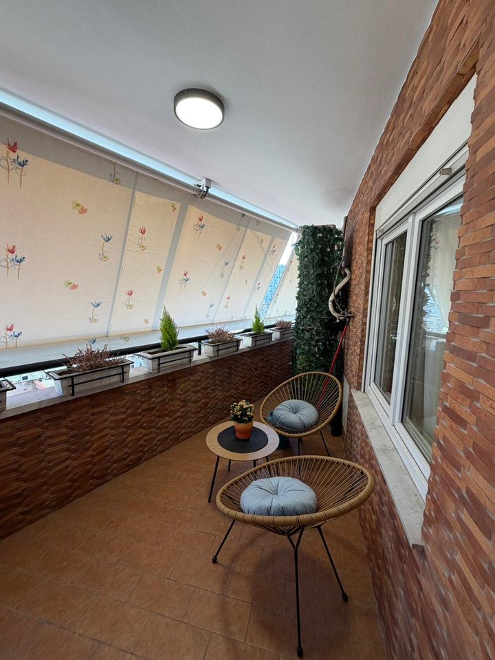 Apartment 2+1+2 for sale in Don Bosko!