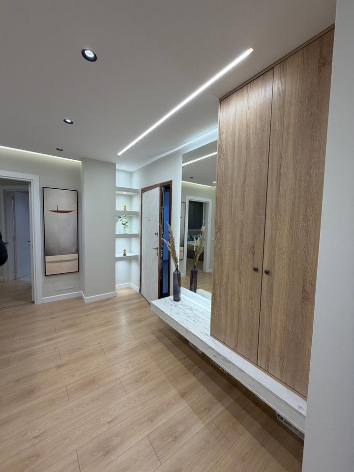 Apartment 2+1+2 for sale in Don Bosko!