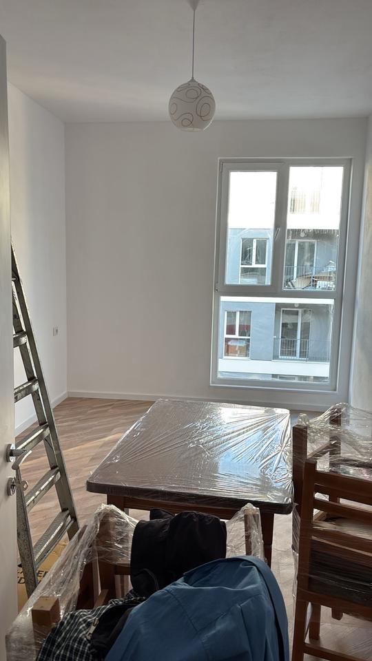 Jepet apartamenti me qera 1+1 tek Univers City!