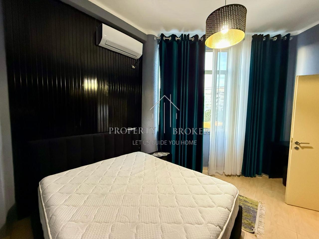 Shitet apartament 1+1 plotesisht i mobiluar tek Fresku!