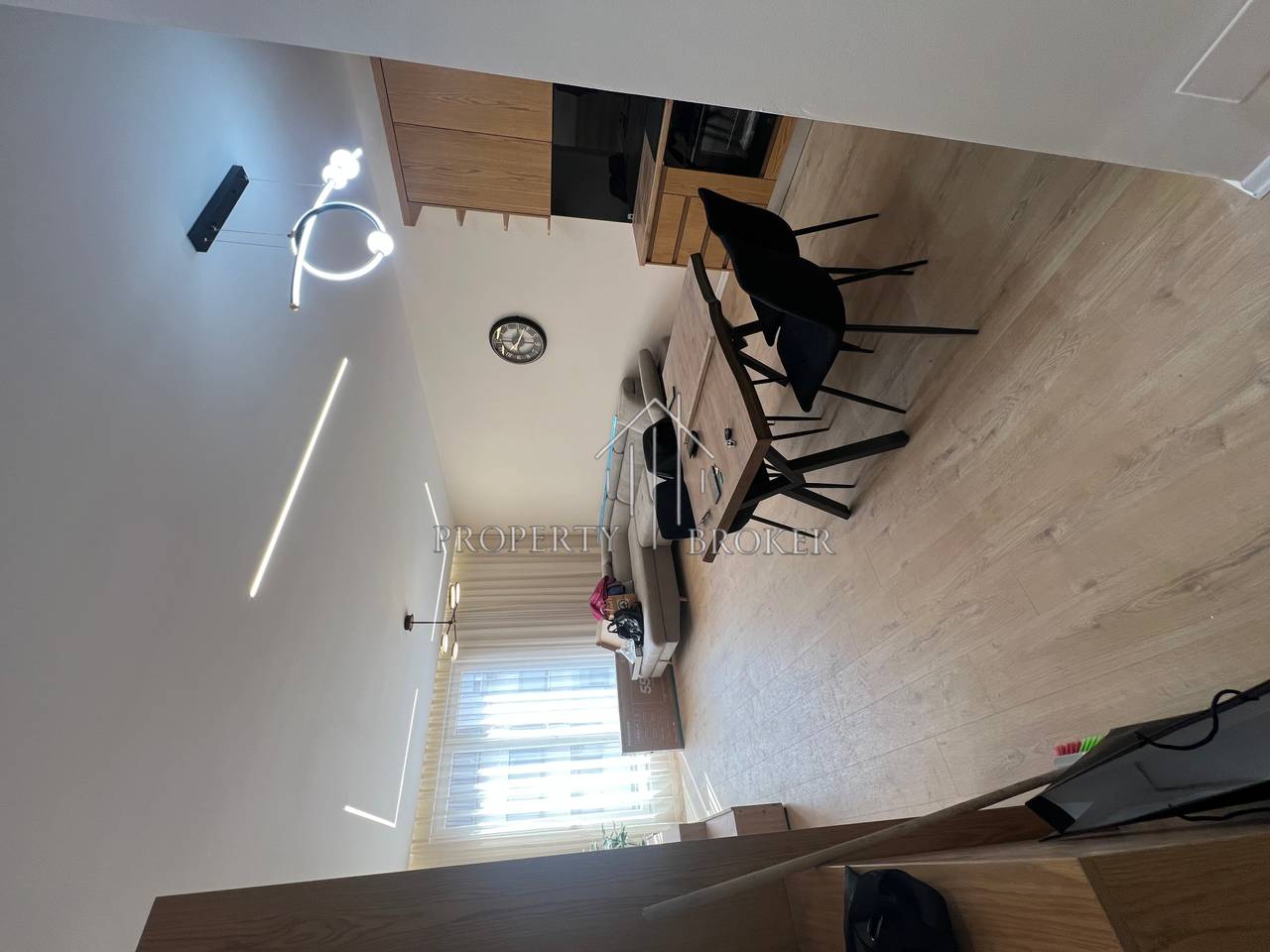 An apartment 1+1 for rent is offered on Petrela Street, New Boulevard.