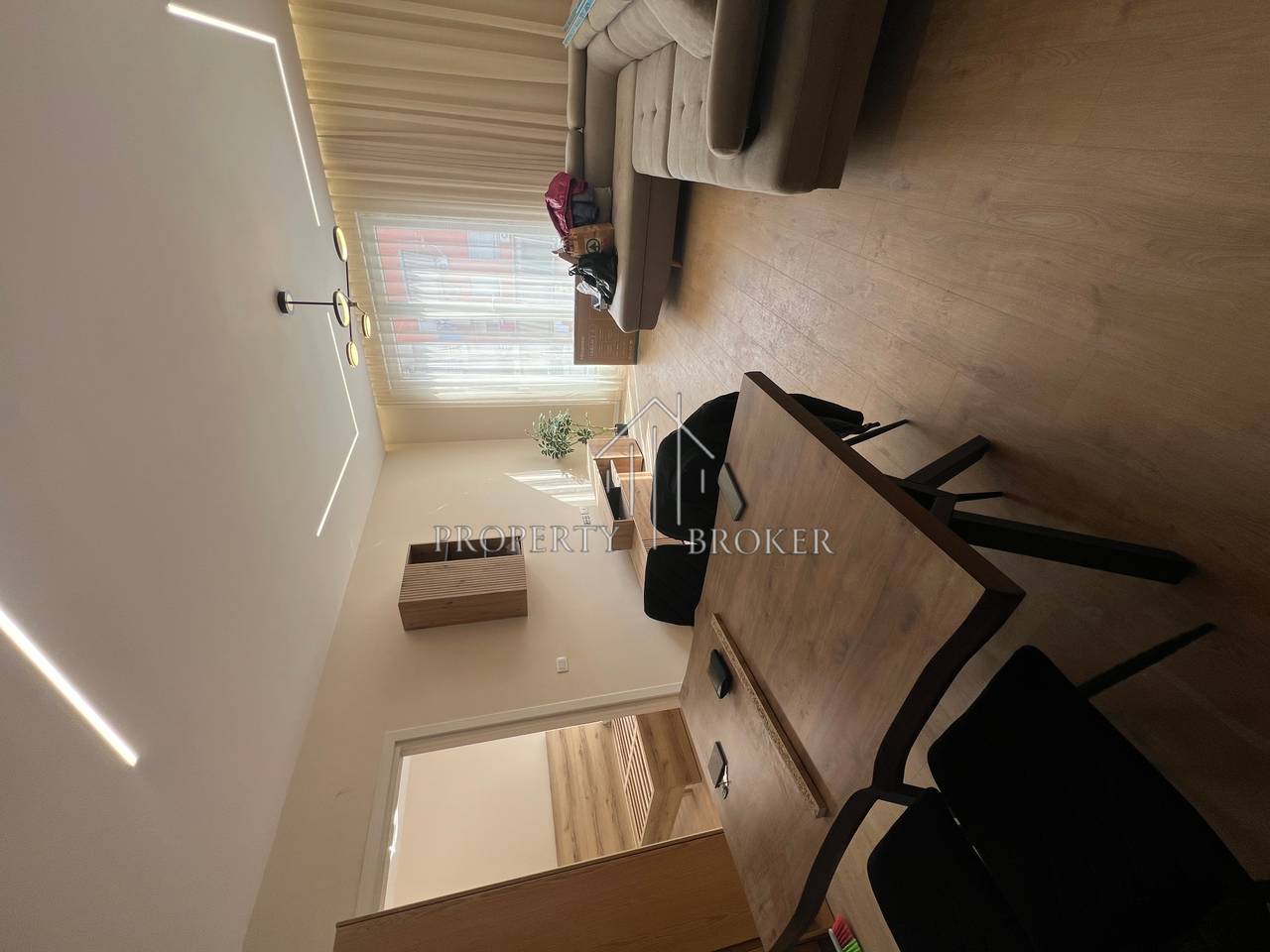 An apartment 1+1 for rent is offered on Petrela Street, New Boulevard.