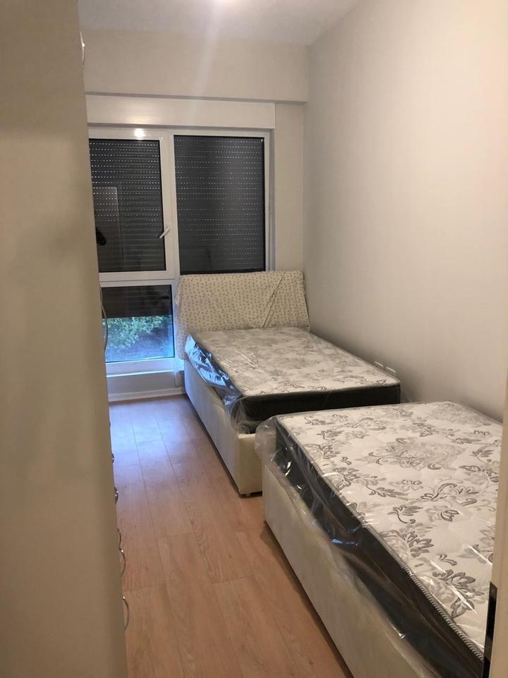 Vendesi in vendita appartamento 2+1+2 al Complesso Kontakt, Via Artan Lenja