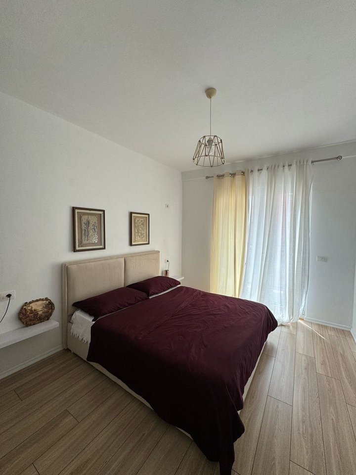 Appartamento 1+1 in affitto a Yzberisht, vicino a Nela 3!