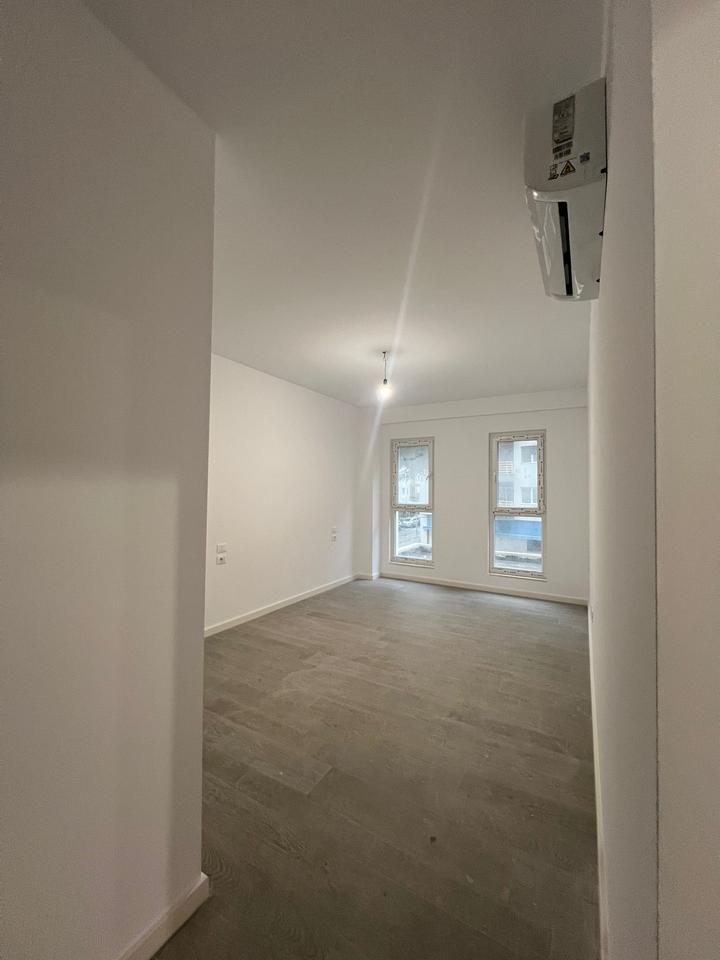 Jepet me qera apartamenti 2+1+2+depo  tek kompleksi Aura,Rruga Dritan Hoxha.