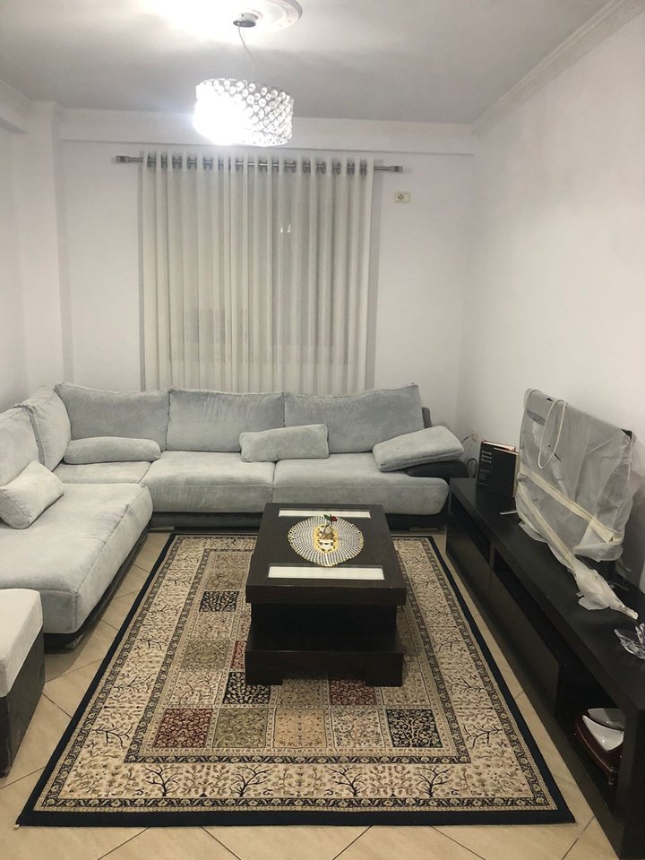 For rent 2+1+2 apartment on Jordan Misja Street!