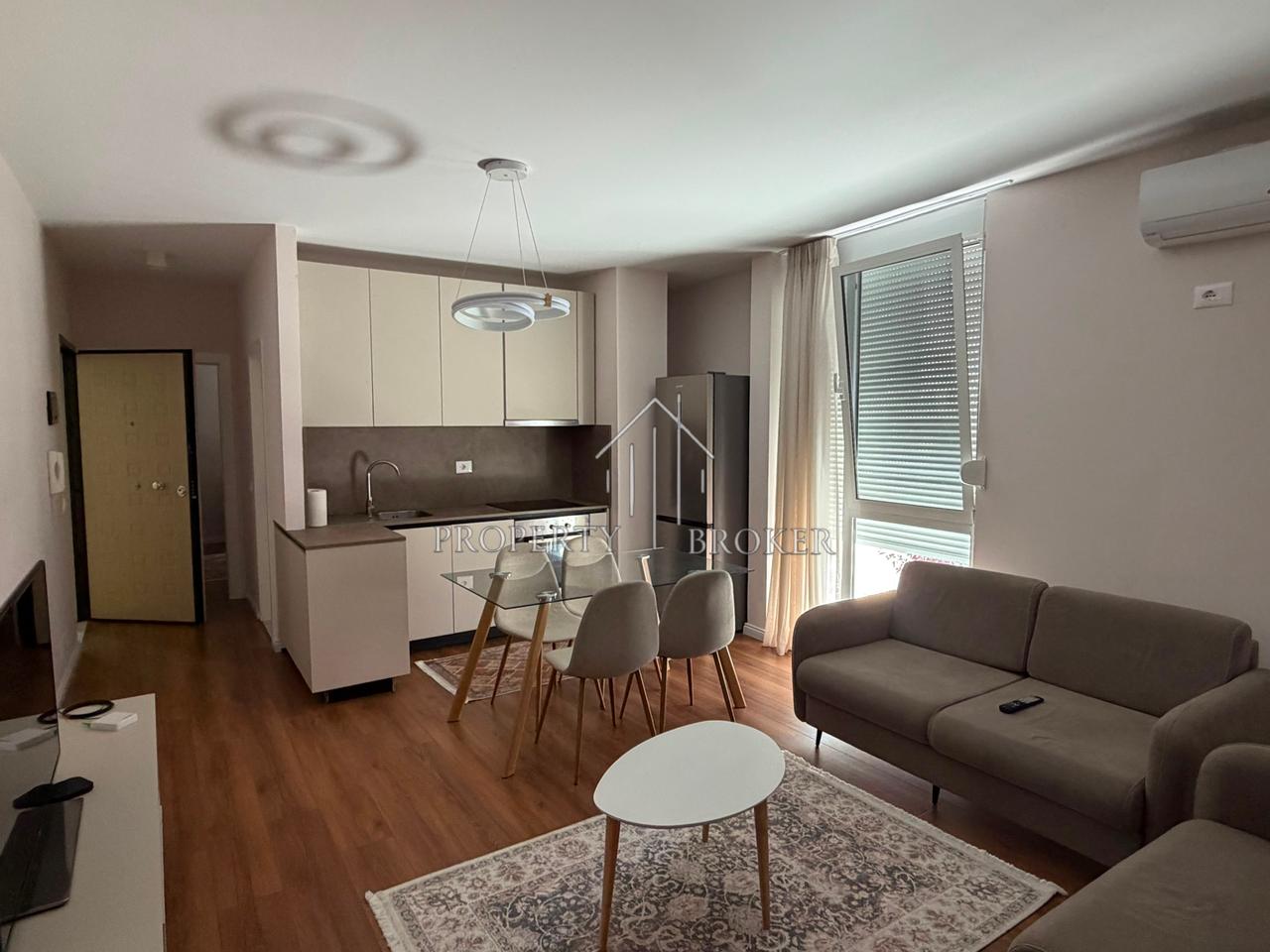 🏡Jepet apartament 2+1 me qera tek Rruga  e Barrikadave!