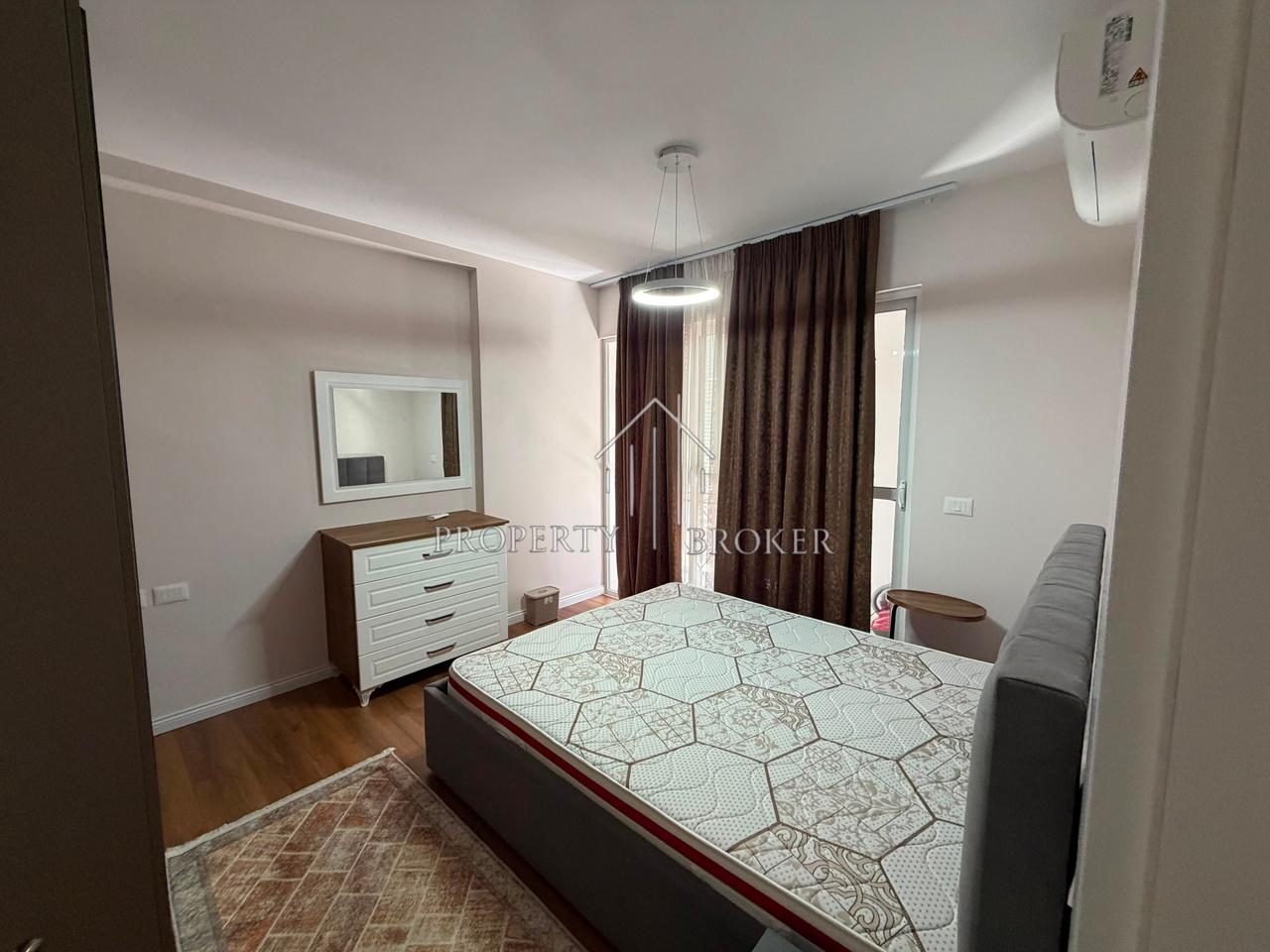 🏡Jepet apartament 2+1 me qera tek Rruga  e Barrikadave!