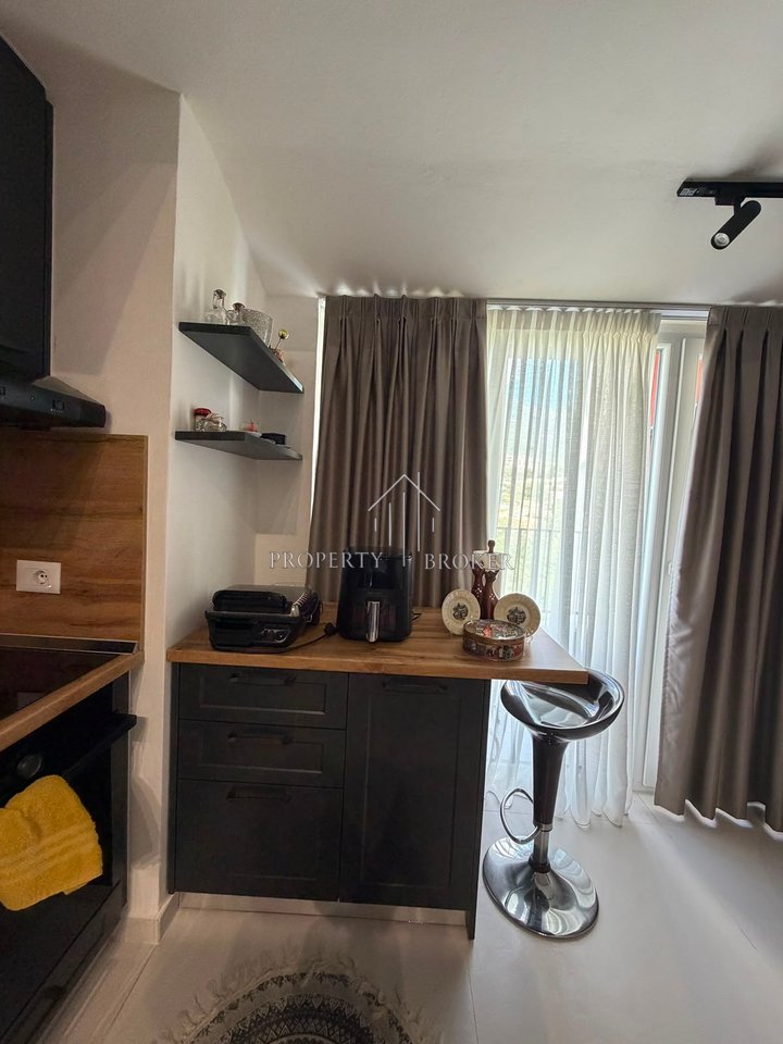 Shitet apartament 1+1 ne Fresk, Kompleksi Jaho!