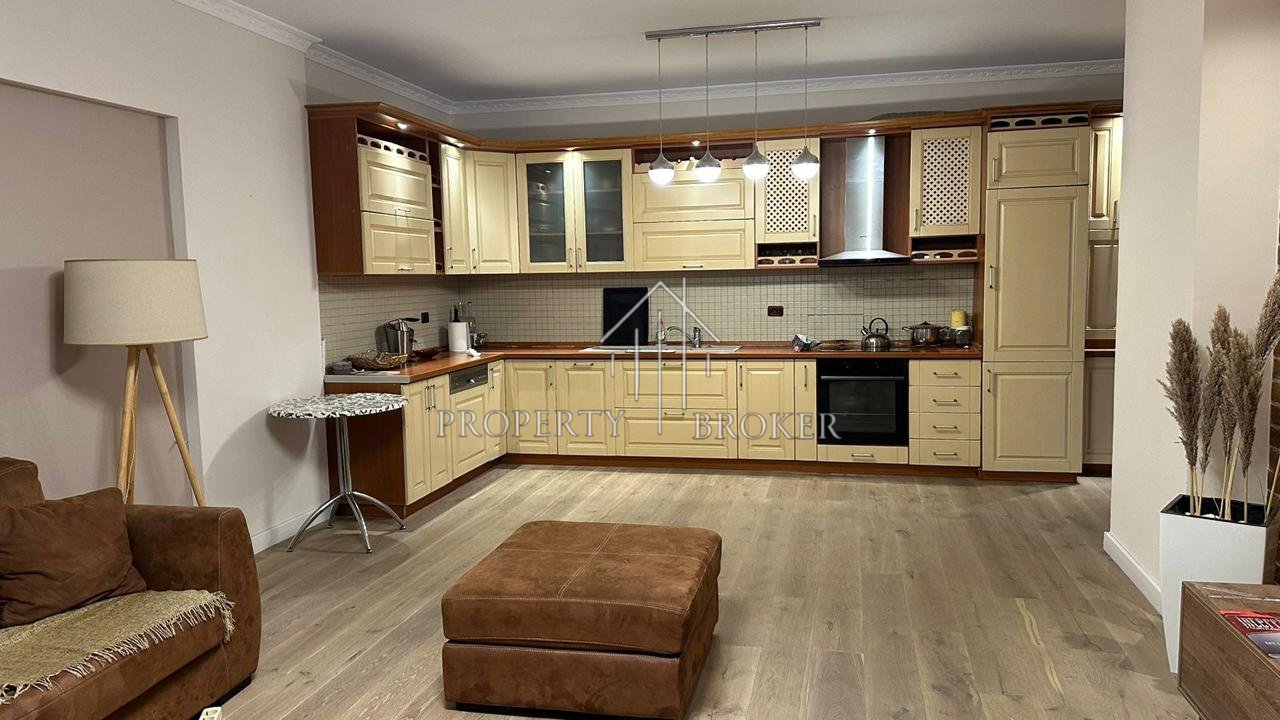 Appartamento 2+1+2 in affitto presso Kompleksi Vizion Plus