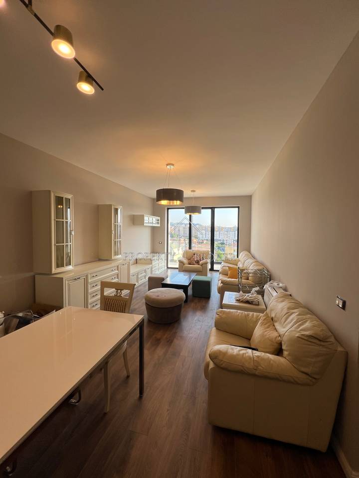 🏡Appartamento 2+1+2 in affitto presso la Vecchia Piazza Shqiponja!