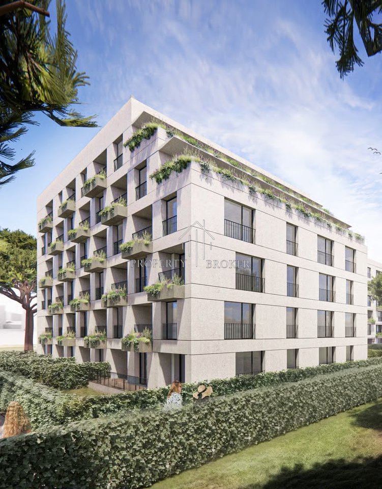 Shitet apartament 2+1+2 tek Lalzi Retreat , Gjiri i Lalzit !