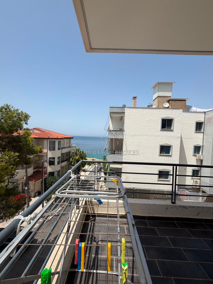 🔊𝐄𝐤𝐬𝐤𝐥𝐮𝐳𝐢𝐯𝐞,  Shitet apartament 2+1+2B ne Sarande me pamje nga deti!
