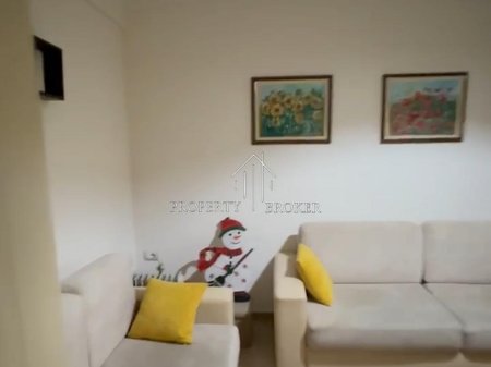 Jepet apartament 2+1  Mine Peza!