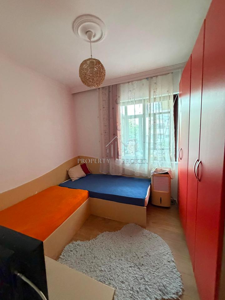 Shitet apartament 3+1+2 tek Shkolla Qazim Turdiu, Don Bosko !