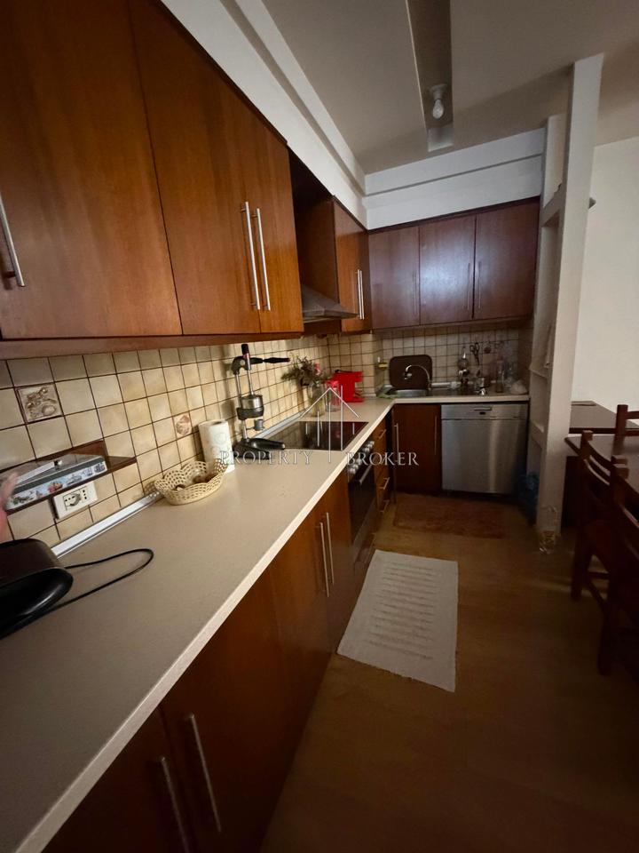Shitet apartament 3+1+2 tek Shkolla Qazim Turdiu, Don Bosko !