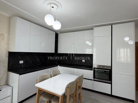 Shitet apartament 2+1 pas Square 21, Ish Nisheraku!