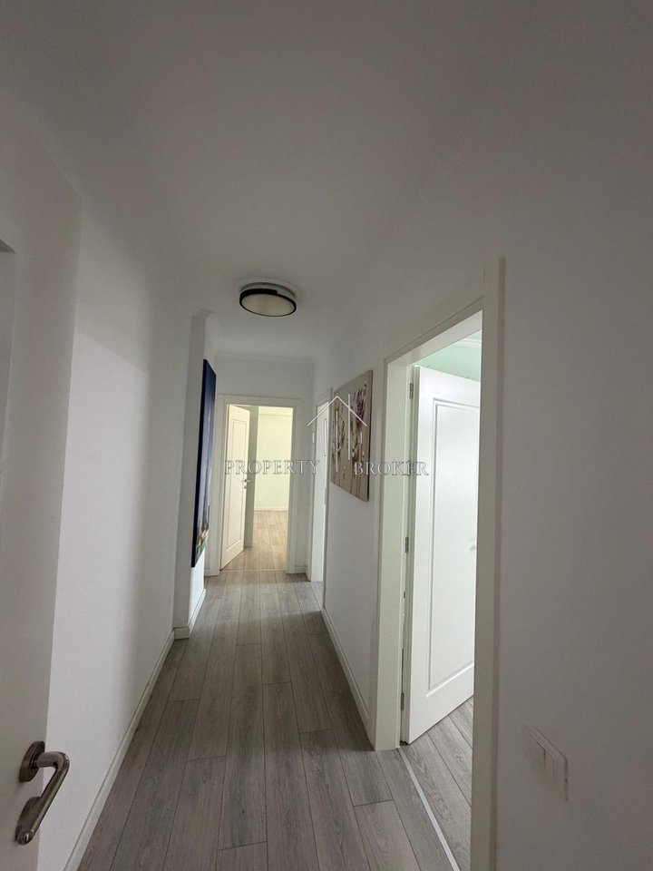 Shitet apartament 2+1 pas Square 21, Ish Nisheraku!
