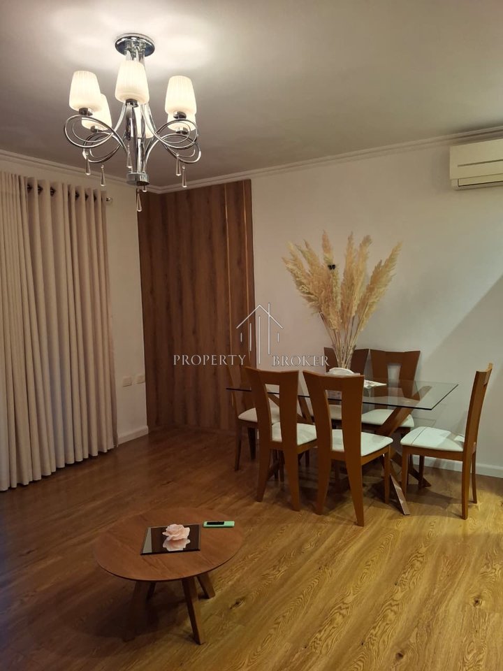 Vendesi appartamento 2+1+2B a Laprak dietro il ristorante Loft.