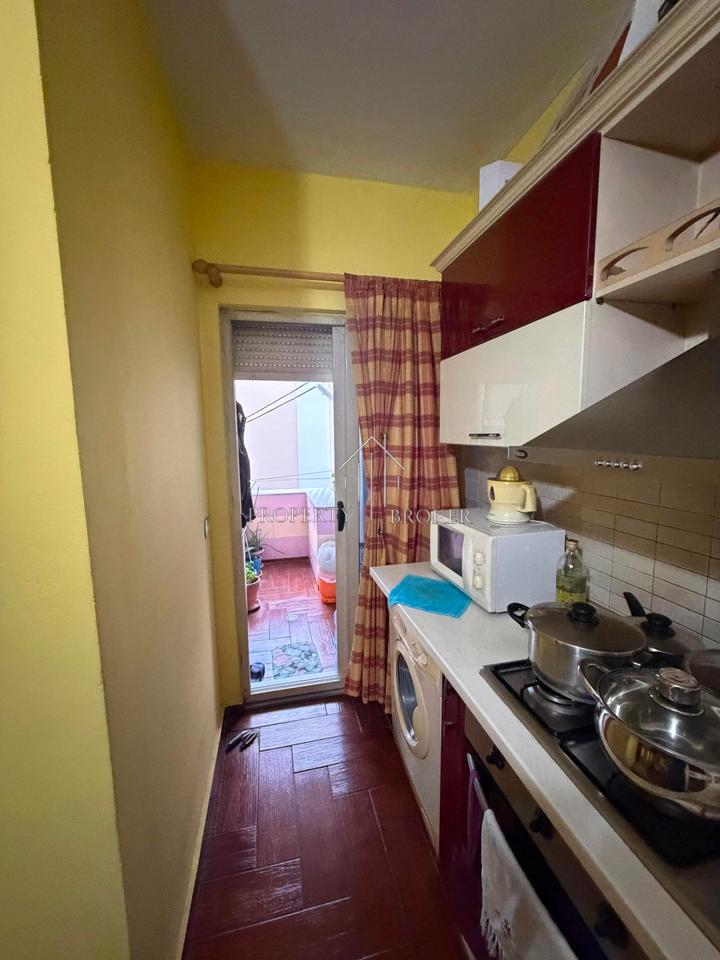 Apartment 2+1 for sale on Lavdie Petrela Street, Dritan Hoxha!