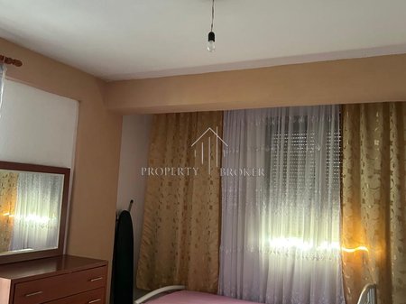 Jepet me qera apartament 1+1 Perball Tv Klan !