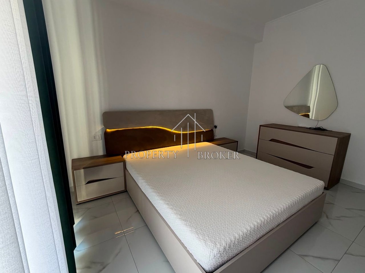 🏡 Apartment 1+1 for rent at Urban Gate, Astir!