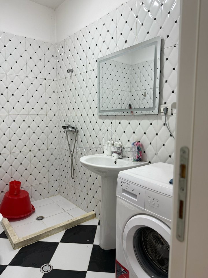 Apartment 2+1 for rent at Inxhinieria, 21 Dhjetori!