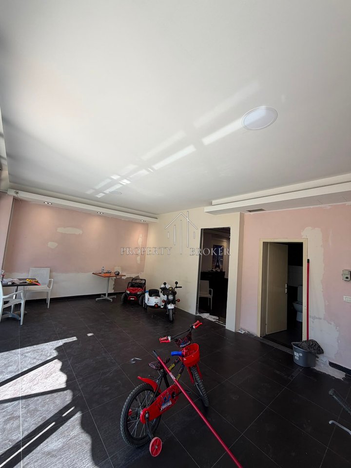 Business premises for rent in Don Bosko, Egnatia Street!