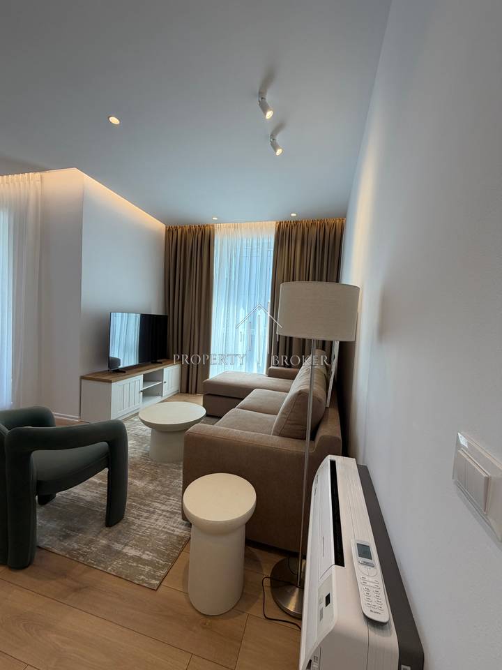 🏡 Apartment 1+1+🅿️ for rent at Komuna e Parisit!