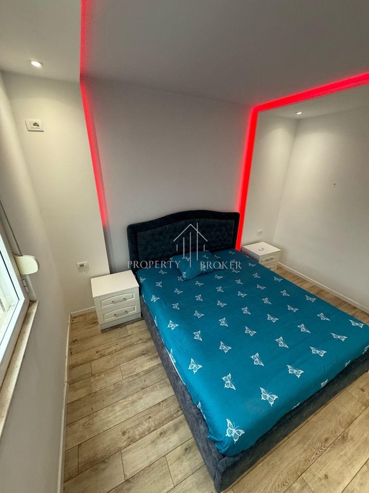 Appartamento 1+1 in affitto al 21 Dhjetori, vicino all'Hotel Mondial!