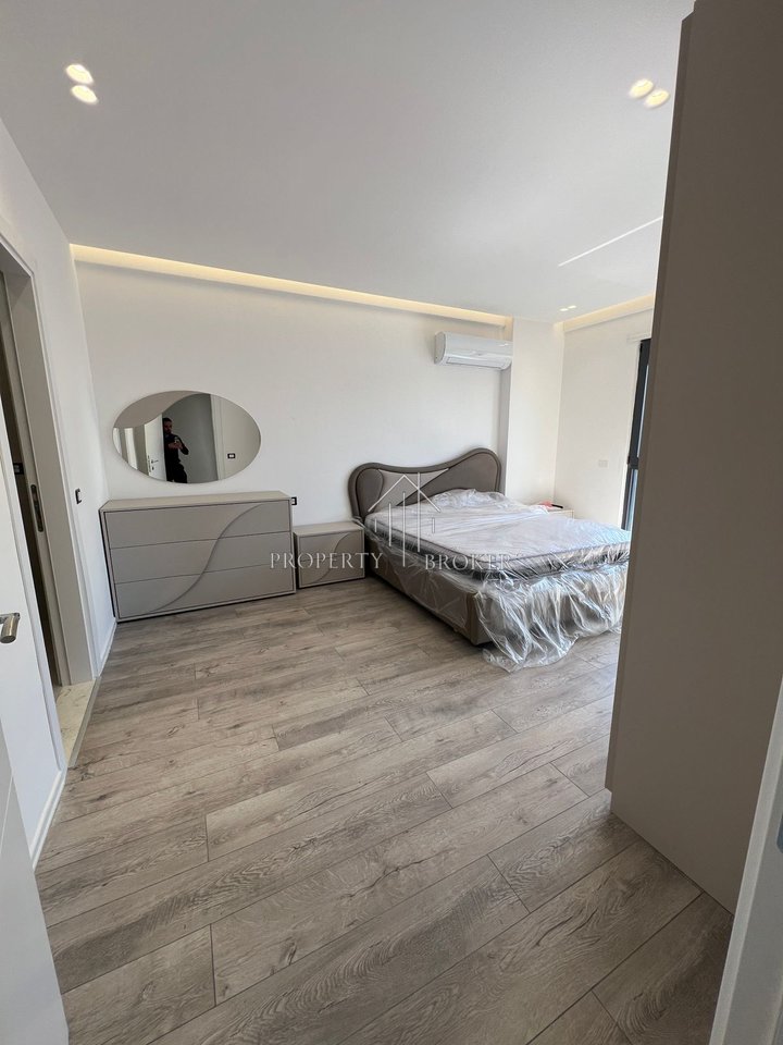 For rent 2+1+2 apartment Near the Complex, Jordan Misja Street!
