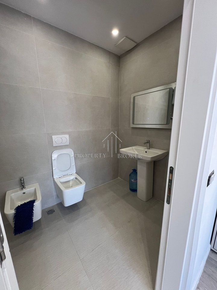 For rent 2+1+2 apartment Near the Complex, Jordan Misja Street!