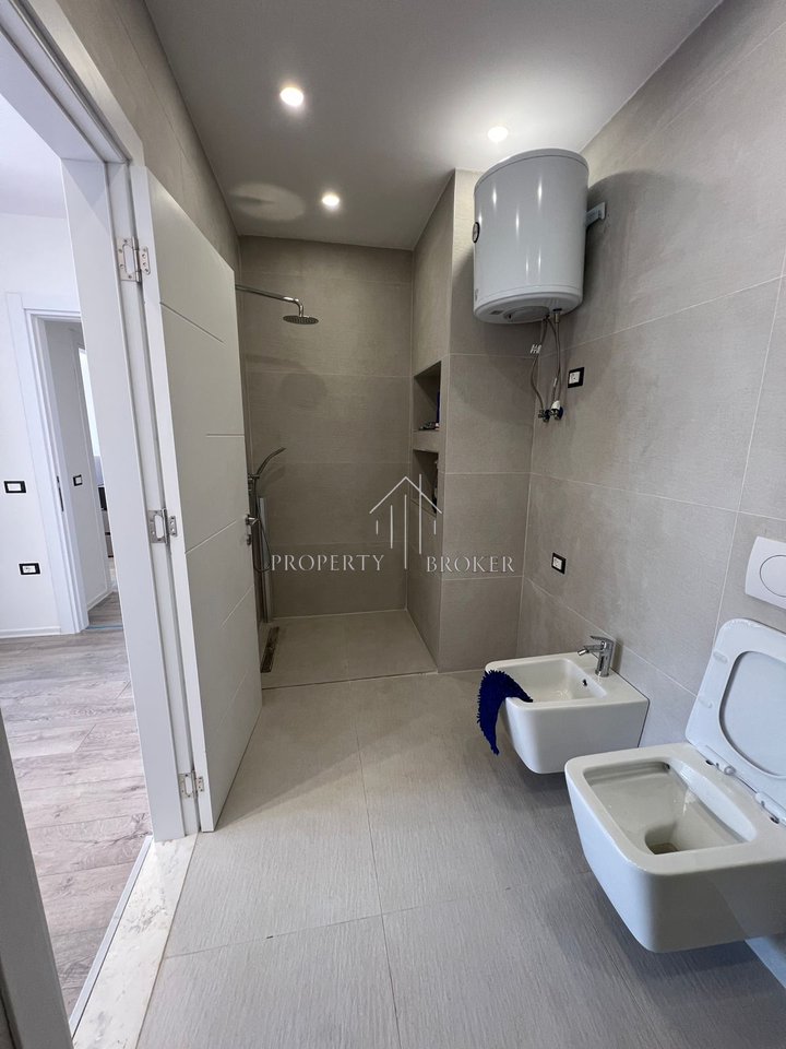 For rent 2+1+2 apartment Near the Complex, Jordan Misja Street!