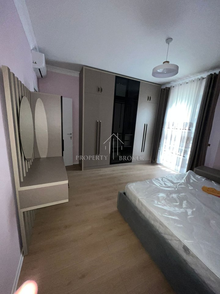 Jepet me qera apartament 1+1+🅿️ Kompleksi Ndregjoni!