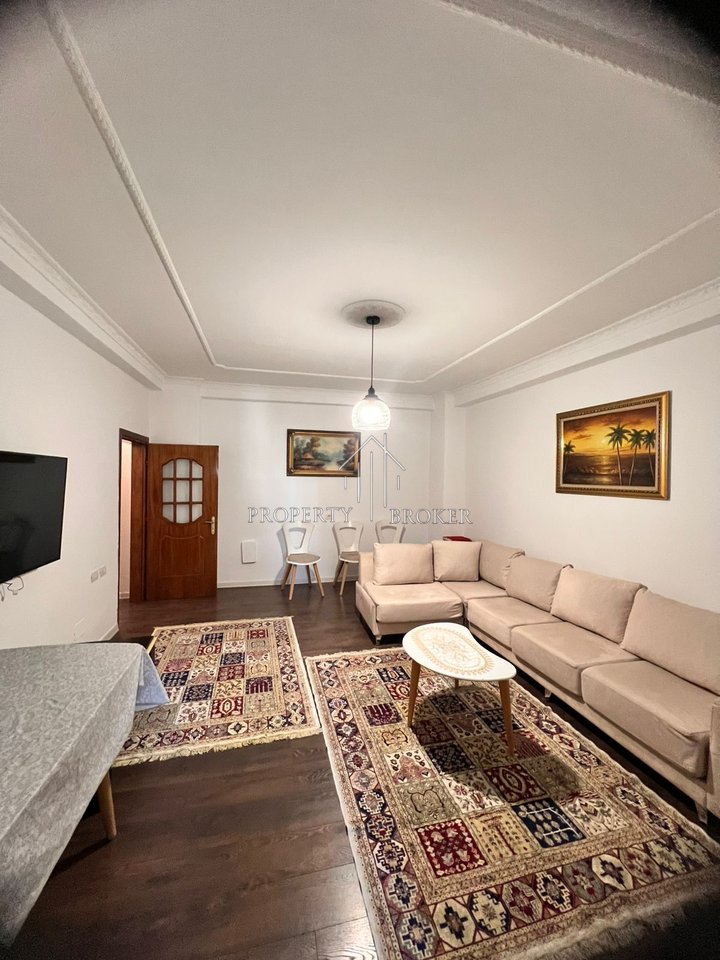 An apartment 2+1 for rent is available in Don Bosko.