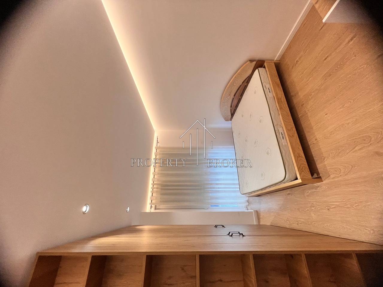 Si affitta appartamento 1+1 a Don Bosko.