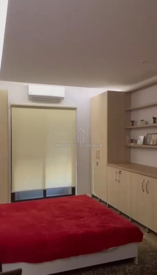 Jepet me qera apartament 1+1 Tek Bryli!