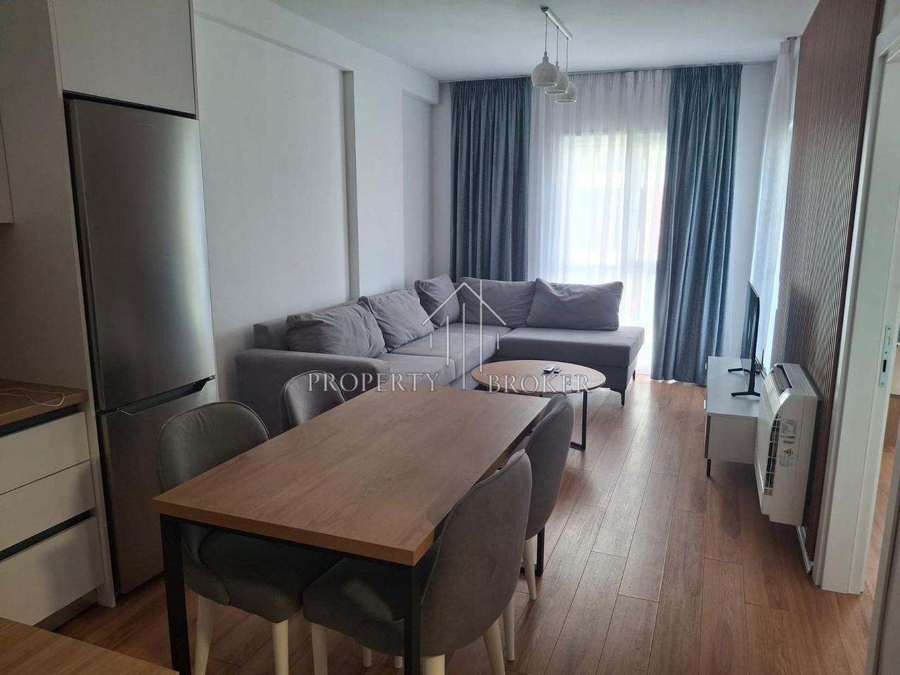 Jepet me qera apartamenti 1+1+🅿️ te Univers City