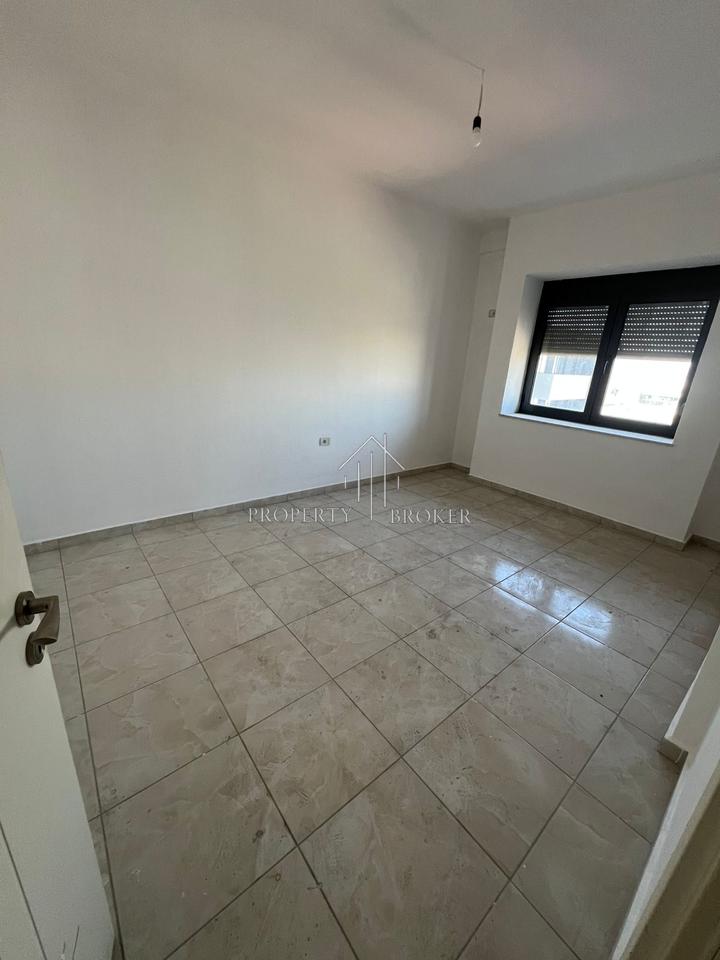 Shitet apartamenti 3+1+2+2 tek Vega,Casa Italia!