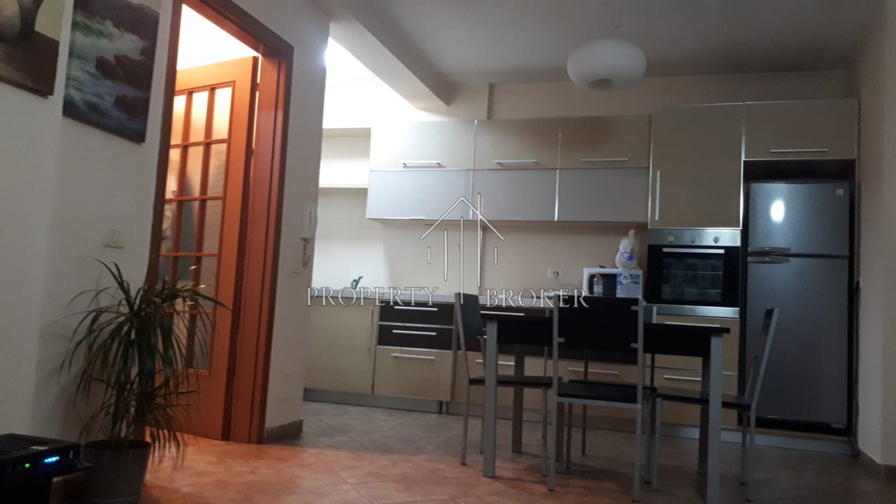 1+1 apartment for rent at Willson Square!